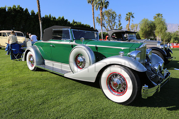1933 Packhard 1005 Convertable Coupe